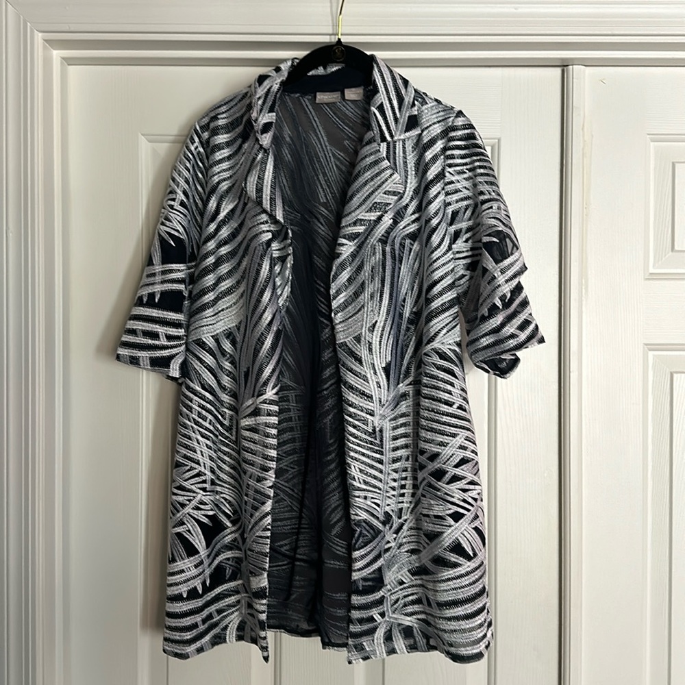 Chico NEW NEVER WORN long jacket. SILVER WHITE NAVY pattern lightweight CLASSY.